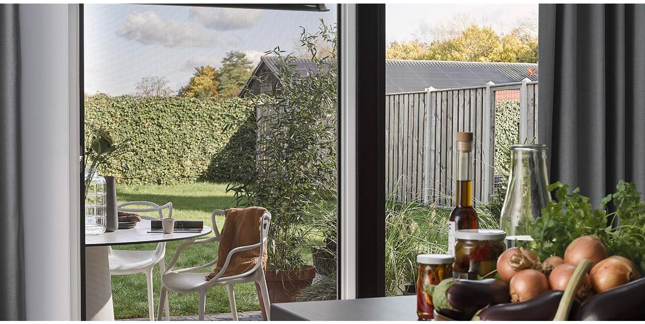 horren-luxaflex copy 3